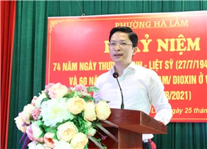 Đồng chí Phạm Lê Hưng, Phó Bí thư Thành Ủy dự lễ kỷ niệm 74 năm ngày TBLS, 60 năm thảm họa da cam/dioxin ở Việt Nam tại phường Hà Lầm