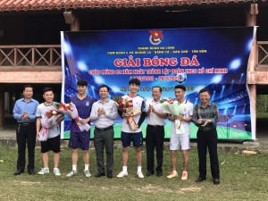 Cụm đoàn 4 xã Quảng La - Dân Chủ - Bằng Cả - Tân Dân tổ chức Giải bóng đá Chào mừng kỷ niệm 92 năm Ngày thành lập Đoàn TNCS Hồ Chí Minh