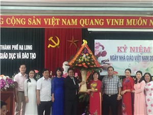 Lãnh đạo Thành phố chúc mừng các đơn vị nhân ngày Nhà giáo Việt Nam