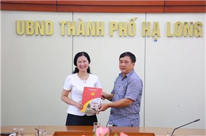 Công bố Quyết định của BTV Thành ủy về công tác cán bộ