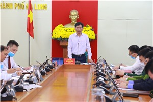 UBND thành phố tổ chức phiên họp thường kỳ