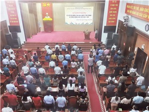 Thành ủy Hạ Long: Khai giảng lớp bồi dưỡng lãnh đạo, quản lý cấp phòng và tương đương