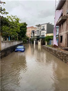Hạ Long xử lý các khu vực ngập lụt cục bộ do mưa lớn