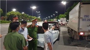 Hạ Long xử lý nghiêm lái xe vận chuyển hàng hóa vi phạm quy định phòng chống dịch
