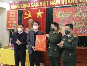 Lãnh đạo tỉnh, thành phố thăm, chúc tết một số đơn vị làm nhiệm vụ đêm giao thừa
