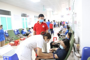 Hạ Long thực hiện tốt công tác hiến máu tình nguyện
