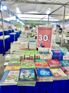 Ngày Hội sách Quảng Ninh 2022 thu hút đông đảo người dân thành phố