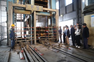 Lớp bồi dưỡng công tác tuyên truyền cho cán bộ tuyên giáo, hội viên hội Văn học nghệ thuật TP tìm hiểu thực tế ngành Than