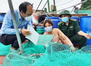 Tích cực kiểm soát sản lượng thủy sản khai thác trên địa bàn 