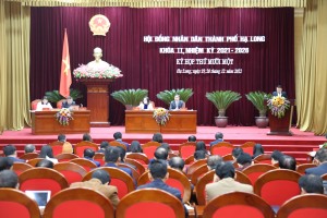 Khai mạc kỳ họp thứ mười một HĐND thành phố Hạ Long khóa II