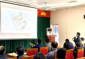 UBND phường Hồng Hải tổ chức Hội nghị lấy ý kiến các tổ chức, cá nhân và cộng đồng dân cư về phương án Quy hoạch chi tiết tỷ lệ 1/500 Hạ tầng, chỉnh trang đô thị, khu dân cư thuộc khu phố 7A.