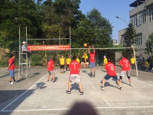 Hội CCB phường Bãi Cháy tổ chức giao lưu thể thao kỷ niệm ngày 30/4 và 1/5