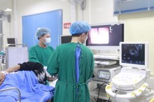 Bệnh viện Bãi Cháy: Làm chủ các kỹ thuật nội soi tiêu hóa trong chẩn đoán và điều trị ung thư sớm 