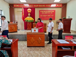 Kỳ họp thứ tư HĐND phường Hà Phong khóa X