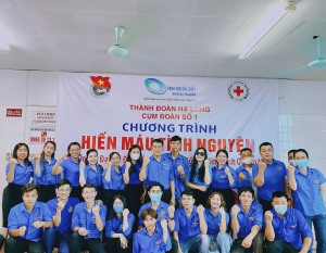 Cụm Đoàn số 1 - Thành đoàn Hạ Long tham gia ngày hội hiến máu tình nguyện.