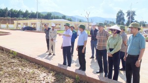 Đồng chí Bí thư Thành ủy kiểm tra dự án xây mới trường THCS & THPT Quảng La