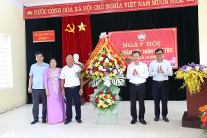 243 thôn khu trên địa bàn Thành phố đồng loạt tổ chức Ngày hội Đại đoàn kết toàn dân tộc trong ngày 12/11