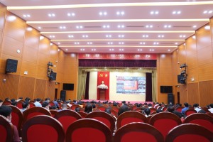 Hạ Long tham gia hội nghị quán triệt nội dung cuốn sách của Tổng Bí thư về phòng, chống tham nhũng, tiêu cực và chuyên đề "Học tập và làm theo tư tưởng, đạo đức, phong cách Hồ Chí Minh 