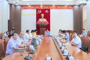 Giao ban Thường trực Thành ủy