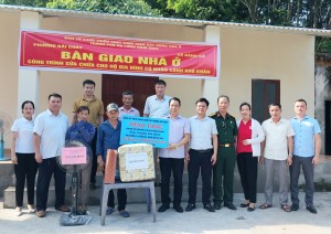 Phường Bãi Cháy tổ chức Lễ bàn giao nhà ở cho hộ có hoàn cảnh khó khăn trên địa bàn xã Bằng Cả