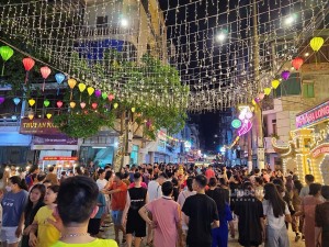 Phố đi bộ Bài Thơ sẽ hoạt động trở lại từ tối thứ sáu, 30/6/2023