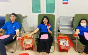 Chương trình Hành trình đỏ “Giọt hồng Hạ Long – Kết nối dòng máu Việt”
