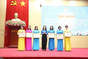 Tổng kết phong trào công nhân viên chức lao động và hoạt động công đoàn năm học 2022-2023; triển khai nhiệm vụ trọng tâm năm học 2023-2024