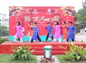 Chương trình Vui tết sum vầy tại Công ty CP quốc tế Hoàng Gia