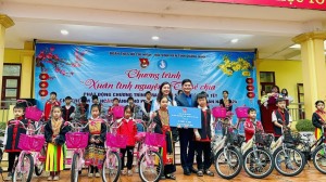 Xuân ấm lan tỏa yêu thương