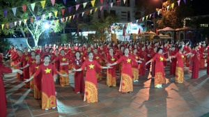Phường Cao Xanh: Giao lưu dân vũ thể thao - vũ điệu khỏe đẹp.