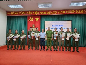 Phường Việt Hưng tổ chức Lễ ra mắt Lực lượng tham gia bảo vệ an ninh, trật tự ở cơ sở