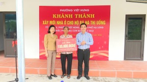 Phường Việt Hưng khánh thành nhà cho hộ gia đình có hoàn cảnh khó khăn