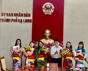 Công bố Quyết định điều động và bổ nhiệm cán bộ quản lý một số trường học..