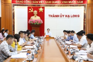 TT Thành ủy giao ban công tác tuần