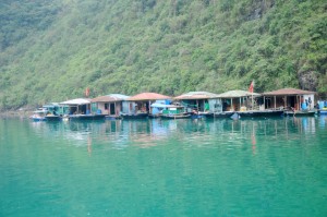 Gia tăng trải nghiệm trên Vịnh Hạ Long