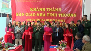 Bàn giao nhà tình thương cho hộ có hoàn cảnh khó khăn trên địa bàn phường Hà Phong