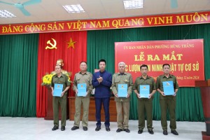 Phường Hùng Thắng ra mắt Lực lượng tham gia bảo vệ an ninh trật tự ở cơ sở
