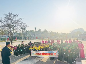Trường Mầm non Hà Tu: Nhiều hoạt động chào mừng 80 năm ngày thành lập Quân đội Nhân dân Việt Nam
