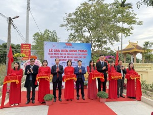 Xã Sơn Dương: Gắn biển công trình chào mừng đại hội đảng bộ xã lần thứ XXVIII và đại hội Đảng các cấp nhiệm kỳ 2025- 2030 