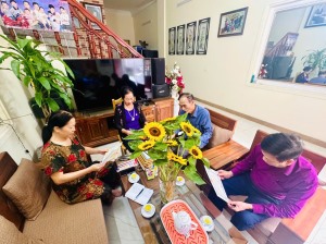 Gương sáng tuổi cao làm theo lời Bác