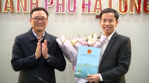 Công bố quyết định tiếp nhận và bổ nhiệm công chức lãnh đạo, quản lý phòng Tư pháp thành phố