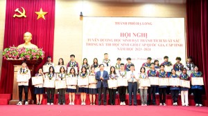 Hạ Long: Tuyên dương 141 học sinh đạt thành tích xuất sắc trong kỳ thi học sinh giỏi cấp Quốc gia, cấp Tỉnh năm 2023 – 2024
