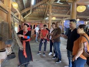 Tập đoàn TUI khảo sát tuyến, điểm du lịch tại Hạ Long