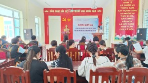 Hạ Long: Đào tạo nghề thêu thổ cẩm cho lao động nông thôn xã Kỳ Thượng