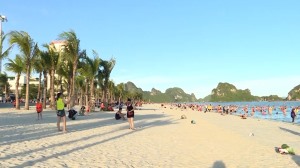 Siết chặt quản lý bãi tắm tự phát