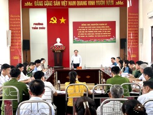 Bí thư Tỉnh ủy kiểm tra thực tế mô hình "An ninh cơ sở" và mô  hình “Xã, phường, thị trấn sạch về ma túy” tại Hạ Long