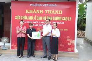 Phường Việt Hưng: Khánh thành sửa chữa nhà ở cho hộ có hoàn cảnh khó khăn