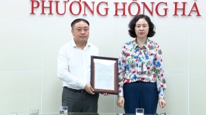 BTV Thành ủy: Trao Quyết định điều động và chỉ định cán bộ
