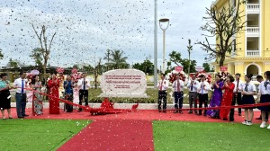 Khánh thành và gắn biển công trình trường THPT Ngô Quyền