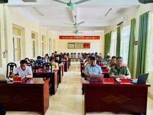 Hội đồng nhân dân xã Bằng Cả tổ chức kỳ họp thứ Mười bảy HĐND xã khóa XX, nhiệm kỳ 2021-2026